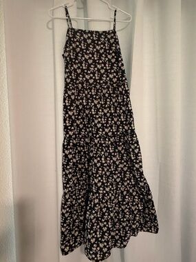 GAP Black Floral Maxi Skirt with Cream Flowers